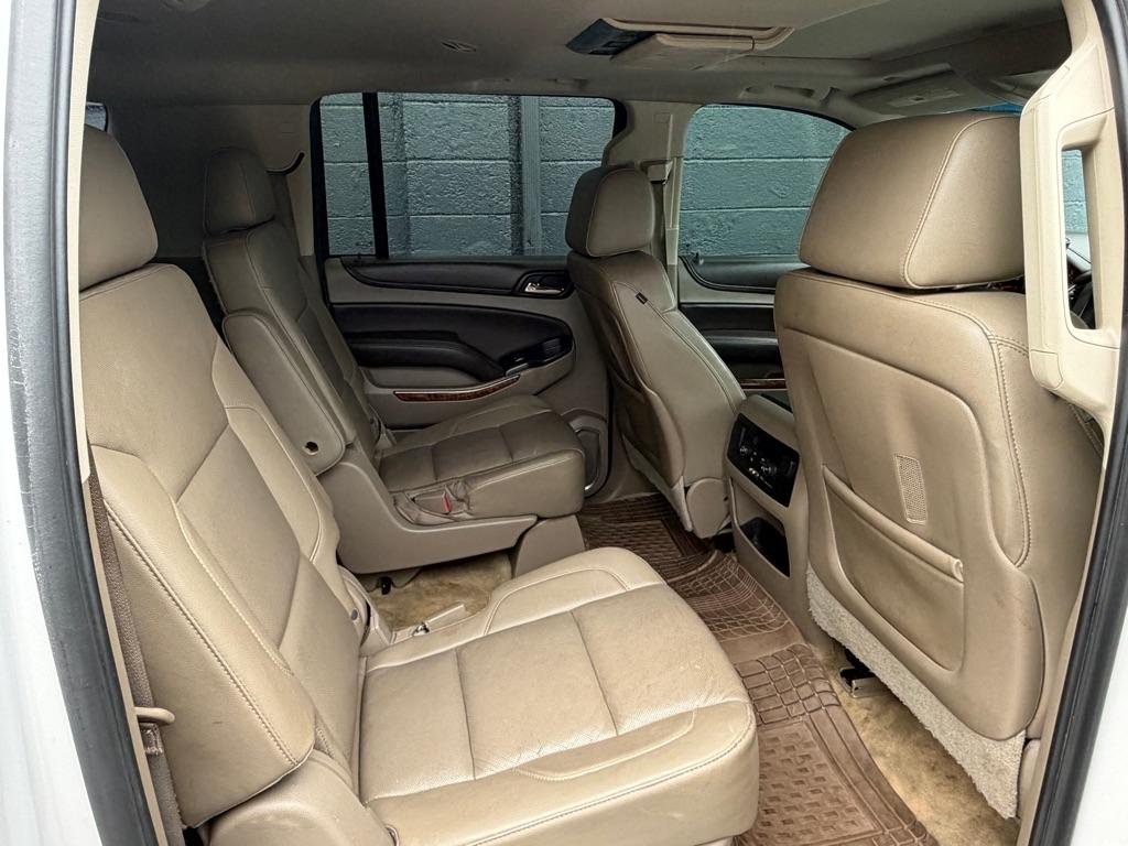 Chevrolet Suburban  2016