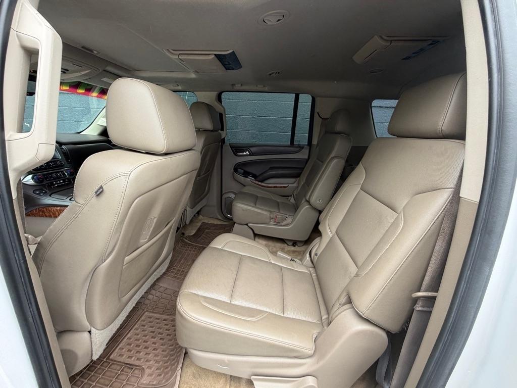 Chevrolet Suburban  2016