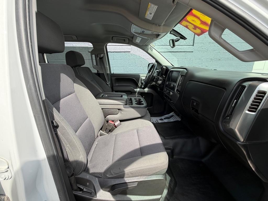 Chevrolet Silverado 1500 4WD Crew Cab 143.5" LT w/1LT 2017