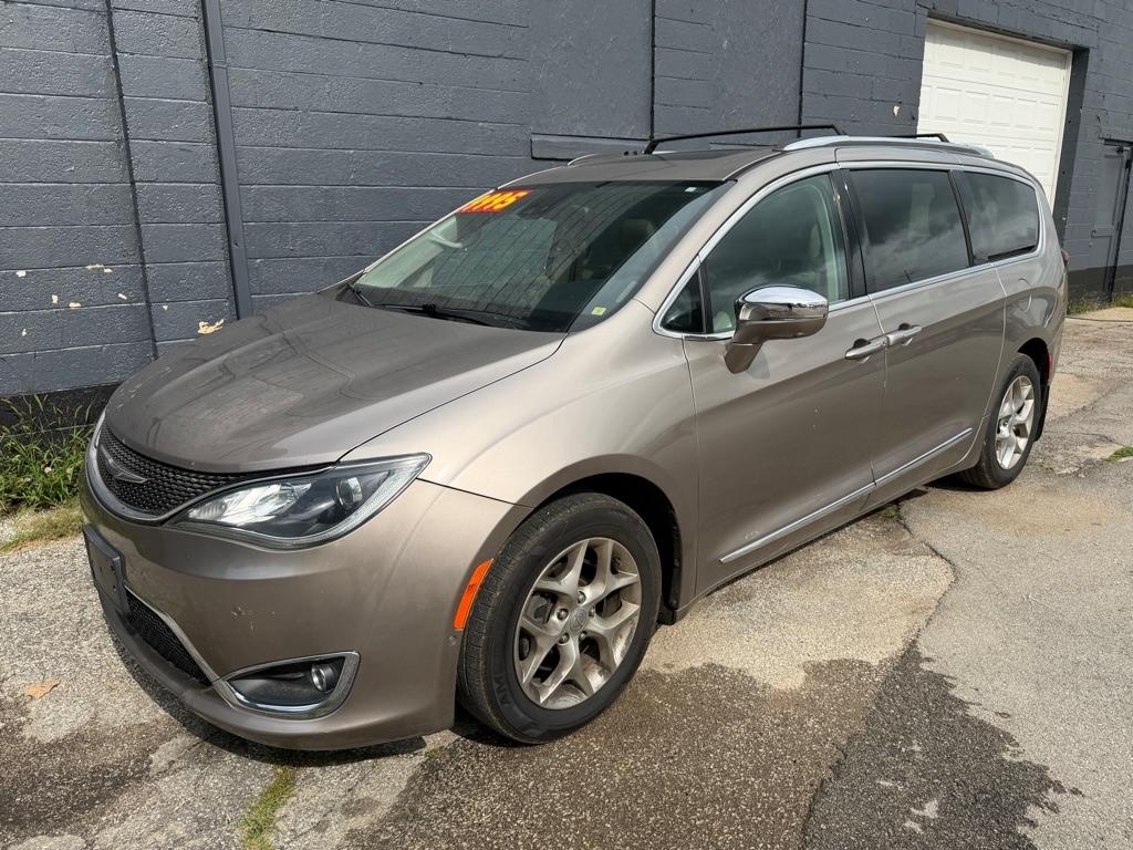 Chrysler Pacifica Limited FWD 2017