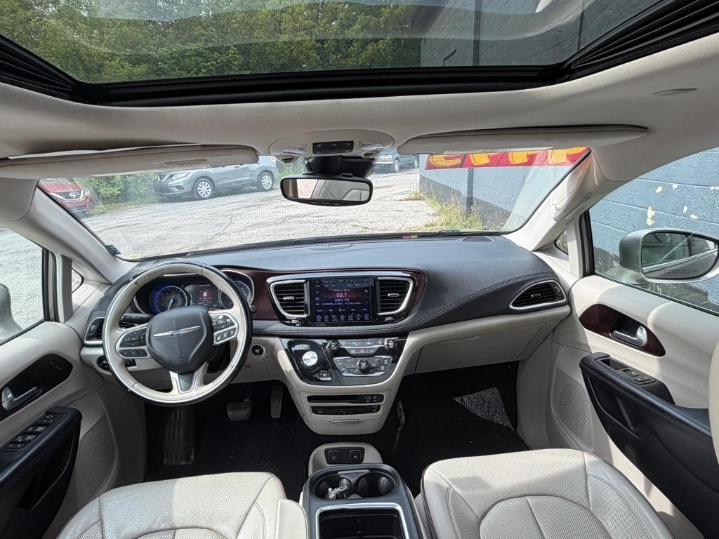 Chrysler Pacifica Limited FWD 2017