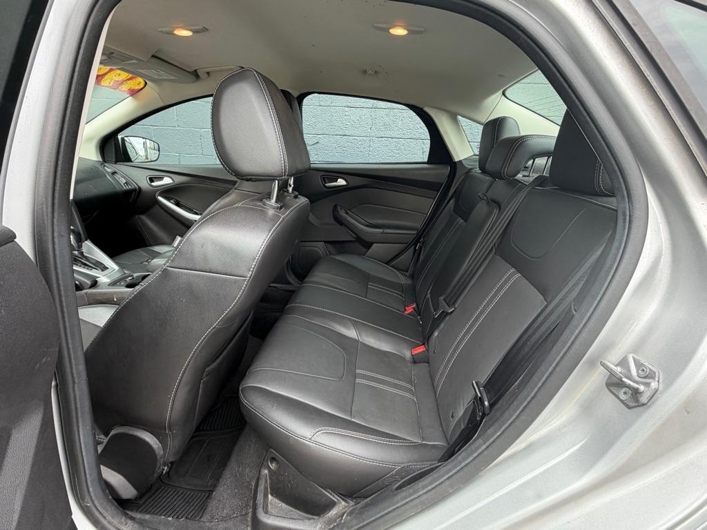 Ford Focus 4dr Sdn SE 2014