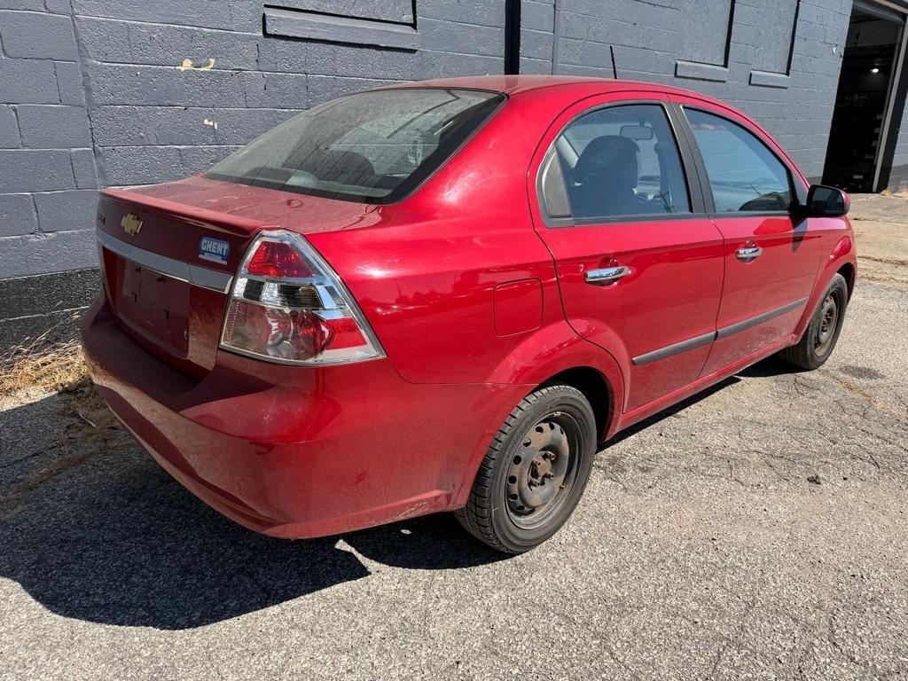 Chevrolet Aveo 4dr Sdn LT w/1LT 2011