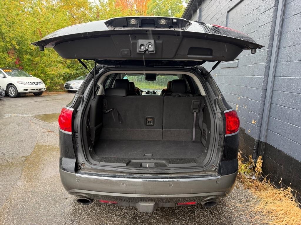 Buick Enclave AWD 4dr Leather 2012