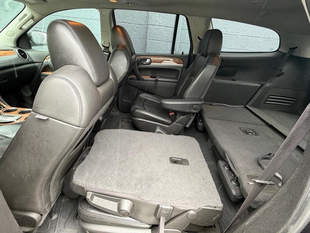 Buick Enclave AWD 4dr Leather 2012