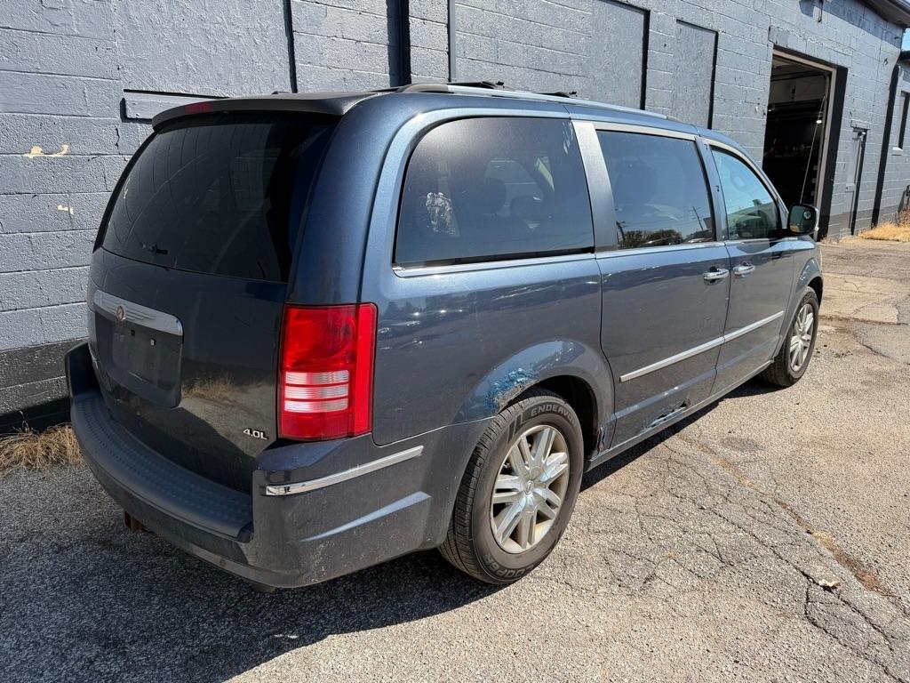 Chrysler Town & Country 4dr Wgn Limited 2008