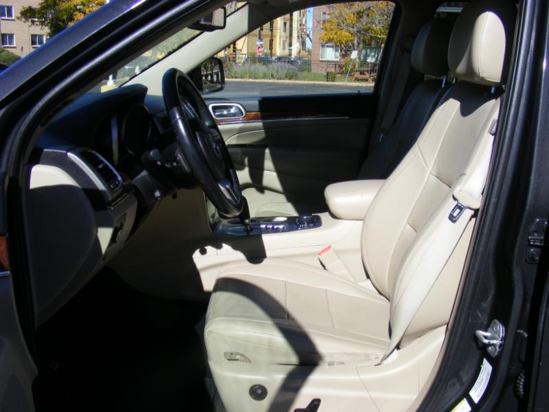 Jeep Grand Cherokee Limited 4WD 2011 Jeep Grand Cherokee Limited 4WD 2011