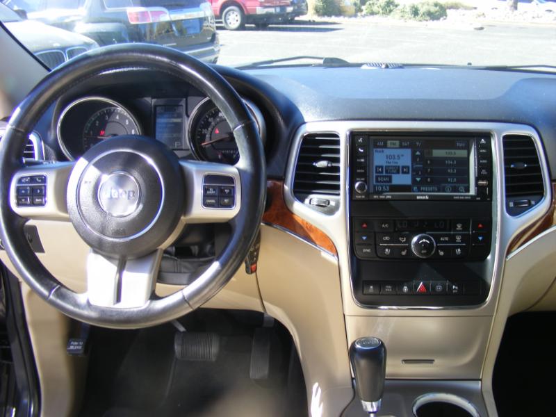 Jeep Grand Cherokee Limited 4WD 2011 Jeep Grand Cherokee Limited 4WD 2011