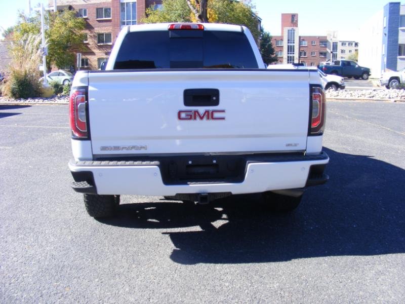 GMC Sierra 1500 SLT Crew Cab Long Box 4WD 2016 GMC Sierra 1500 SLT Crew Cab Long Box 4WD 2016
