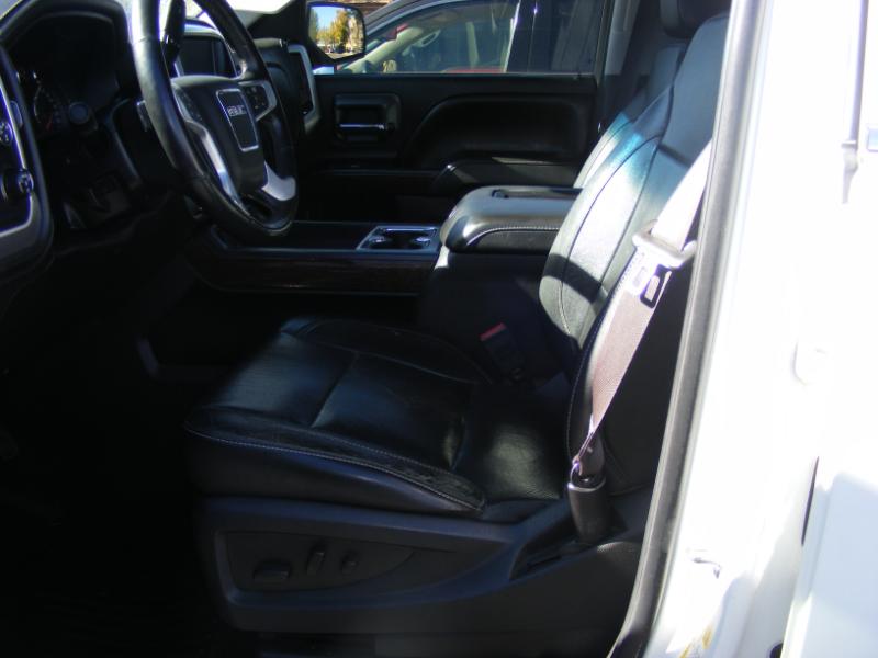 GMC Sierra 1500 SLT Crew Cab Long Box 4WD 2016 GMC Sierra 1500 SLT Crew Cab Long Box 4WD 2016