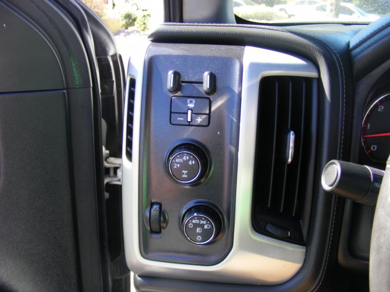GMC Sierra 1500 SLT Crew Cab Long Box 4WD 2016 GMC Sierra 1500 SLT Crew Cab Long Box 4WD 2016