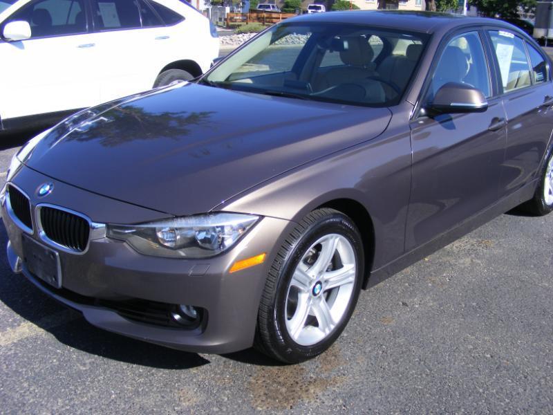 BMW 3-Series 328i xDrive Sedan 2013