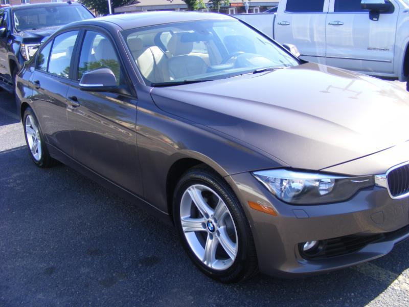 BMW 3-Series 328i xDrive Sedan 2013