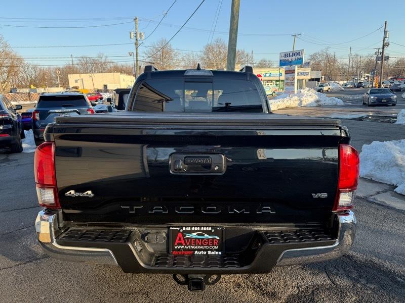 Toyota Tacoma SR5 Double Cab 4WD V6 2022