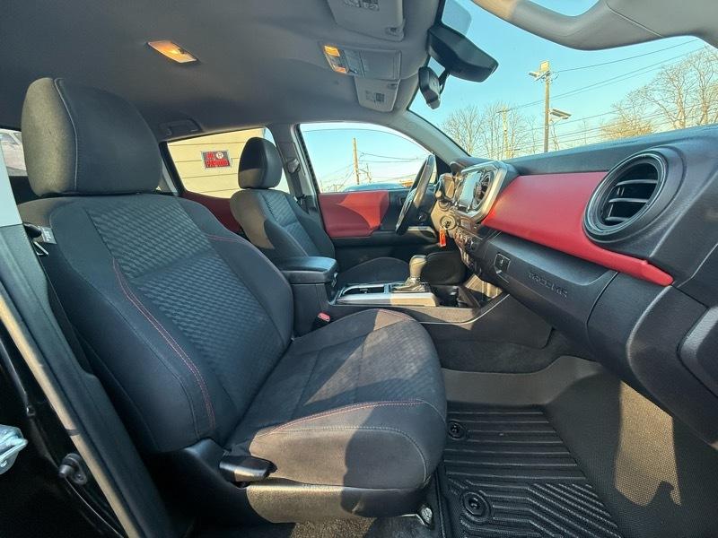 Toyota Tacoma SR5 Double Cab 4WD V6 2022