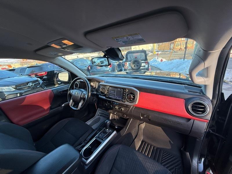 Toyota Tacoma SR5 Double Cab 4WD V6 2022