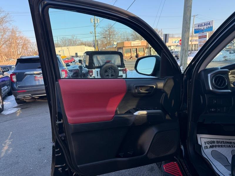 Toyota Tacoma SR5 Double Cab 4WD V6 2022