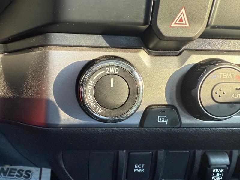 Toyota Tacoma SR5 Double Cab 4WD V6 2022