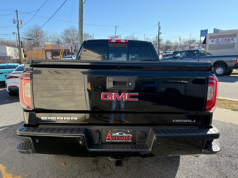 GMC Sierra 1500 Denali Crew Cab Long Box 4WD 2018