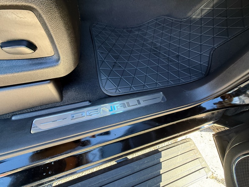 GMC Sierra 1500 Denali Crew Cab Long Box 4WD 2018