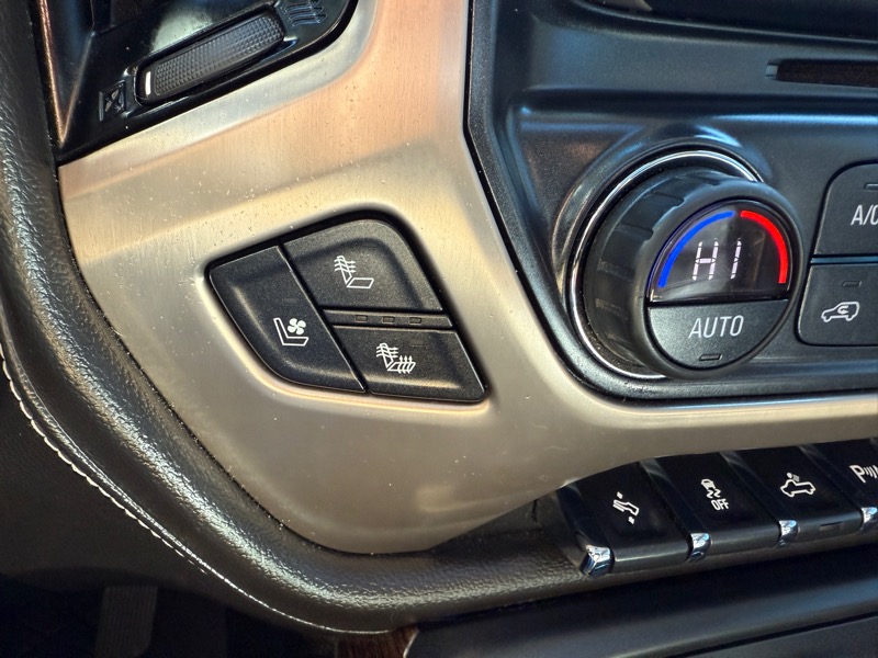 GMC Sierra 1500 Denali Crew Cab Long Box 4WD 2018