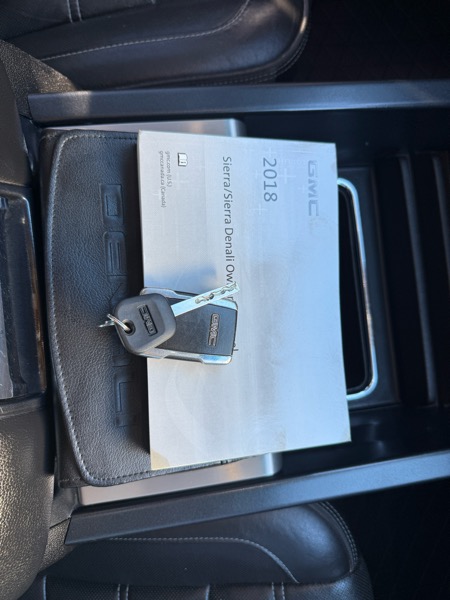 GMC Sierra 1500 Denali Crew Cab Long Box 4WD 2018