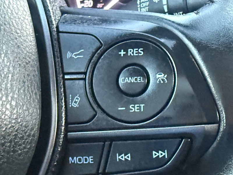 Toyota Camry SE 2024