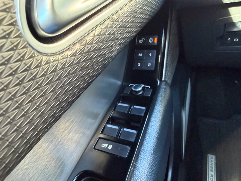 Land Rover Range Rover Velar  2019