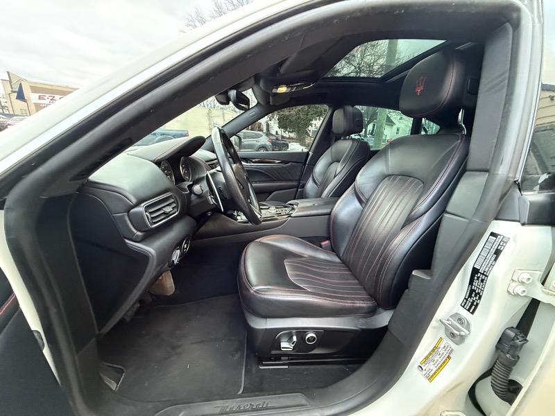 Maserati Levante  2022