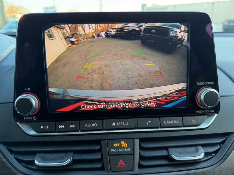 Nissan Altima SV 4D Sedan 2.5 2024