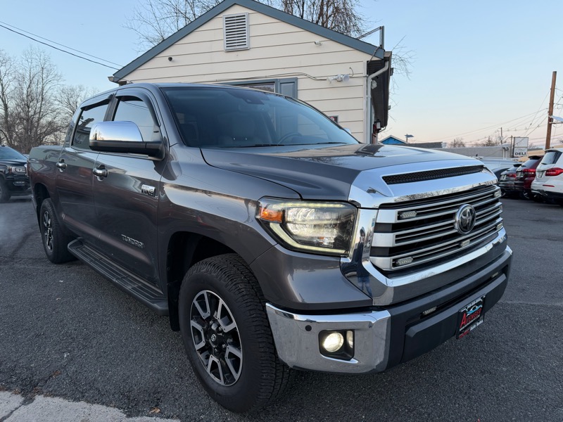 Toyota Tundra  2020