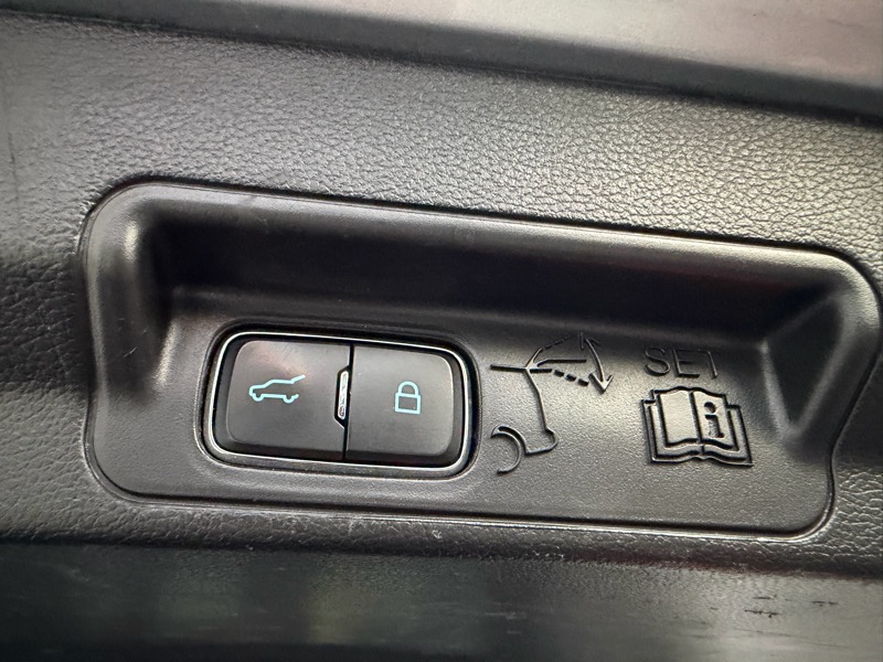 Ford Explorer Limited 4WD 2022