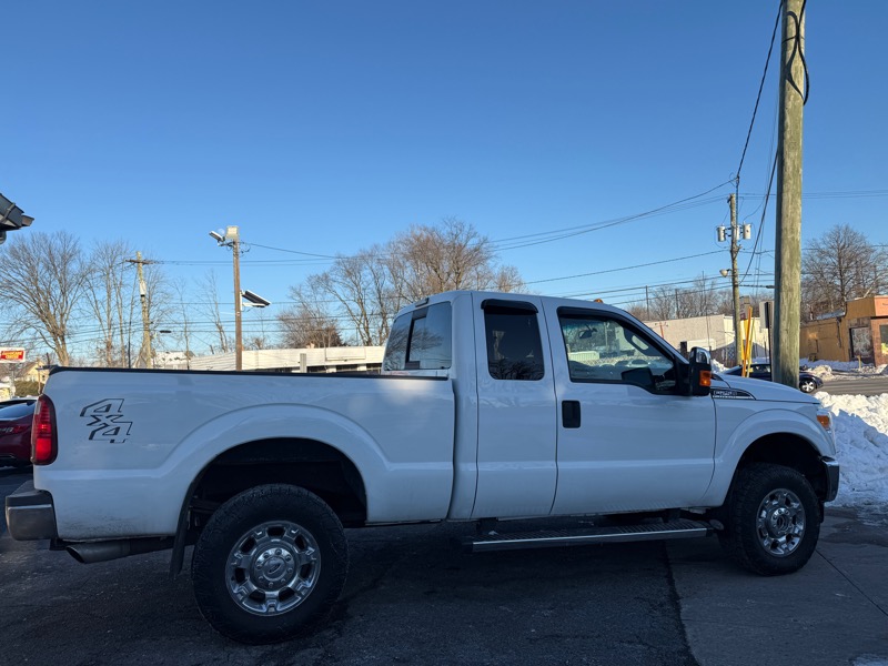 Ford F-250 SD XLT SuperCab 4WD 2016