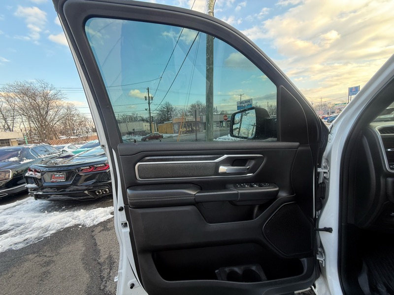 RAM 1500 Big Horn Crew Cab SWB 4WD 2019