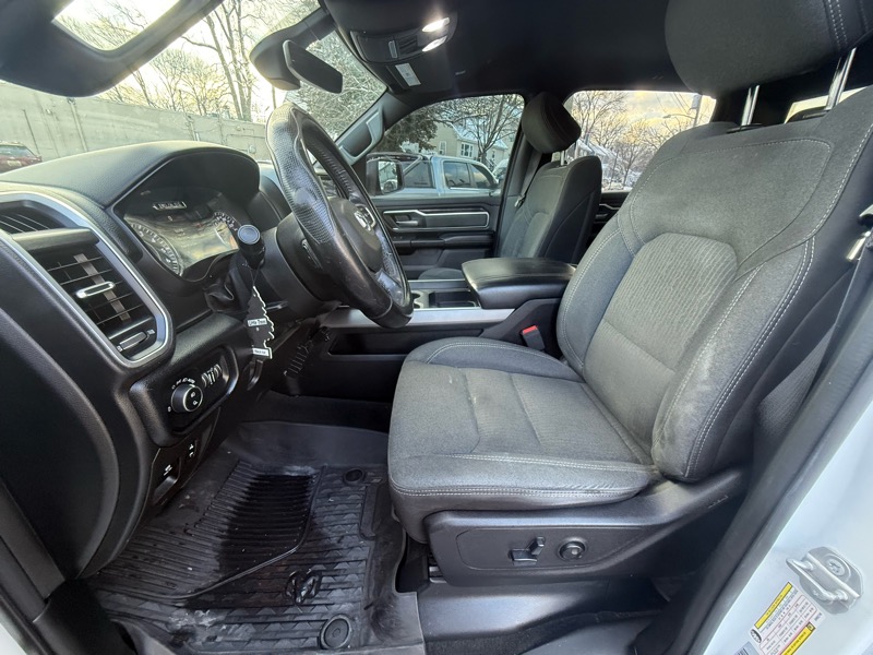 RAM 1500 Big Horn Crew Cab SWB 4WD 2019