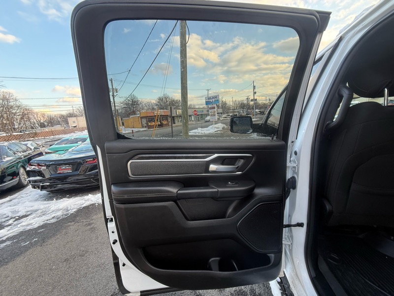 RAM 1500 Big Horn Crew Cab SWB 4WD 2019