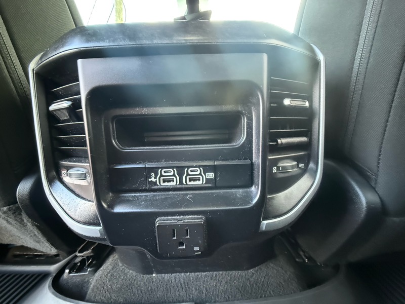 RAM 1500 Big Horn Crew Cab SWB 4WD 2019