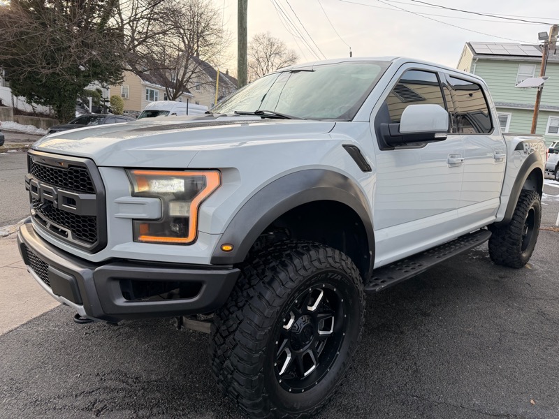 Ford F-150 Raptor SuperCrew 4WD 2017