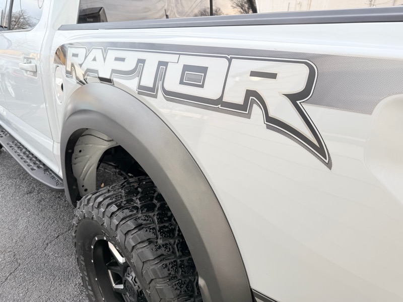 Ford F-150 Raptor SuperCrew 4WD 2017