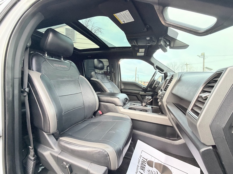 Ford F-150 Raptor SuperCrew 4WD 2017