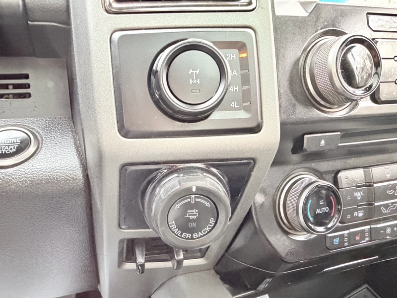 Ford F-150 Raptor SuperCrew 4WD 2017