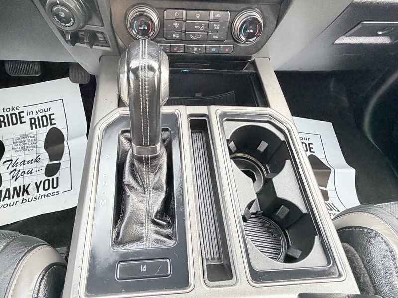 Ford F-150 Raptor SuperCrew 4WD 2017