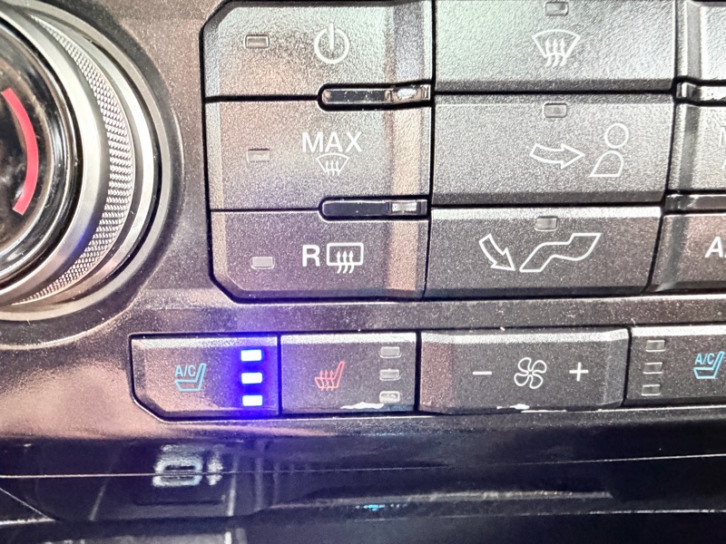 Ford F-150 Raptor SuperCrew 4WD 2017