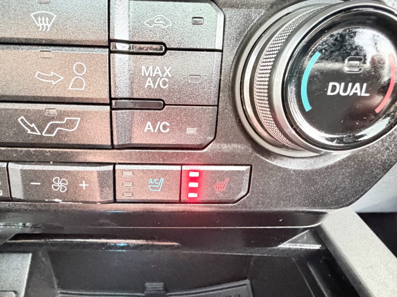 Ford F-150 Raptor SuperCrew 4WD 2017