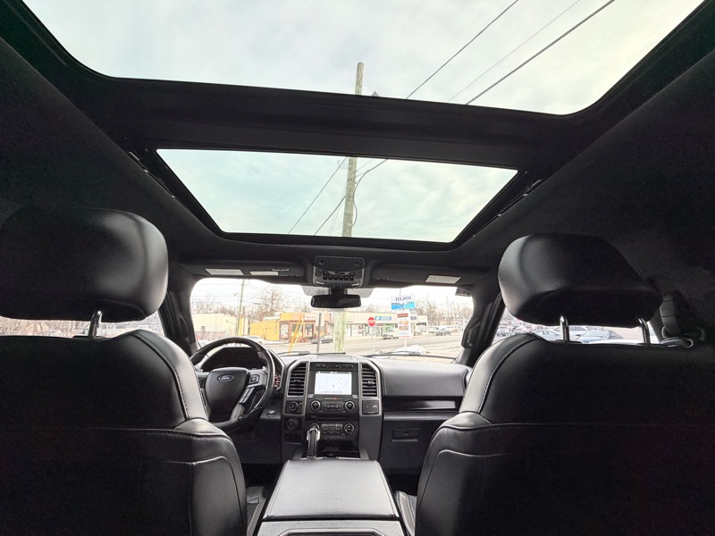 Ford F-150 Raptor SuperCrew 4WD 2017