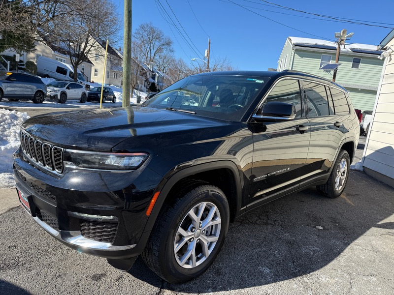 Jeep Grand Cherokee L Limited 4D SUV 4WD 2022