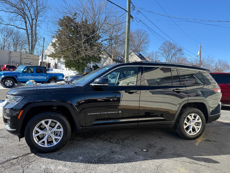 Jeep Grand Cherokee L Limited 4D SUV 4WD 2022