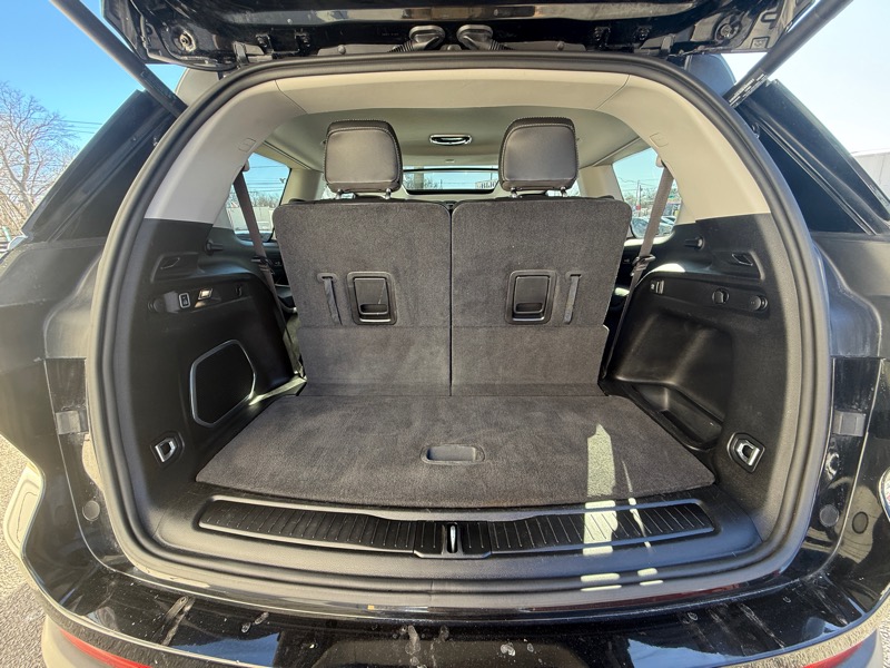 Jeep Grand Cherokee L Limited 4D SUV 4WD 2022