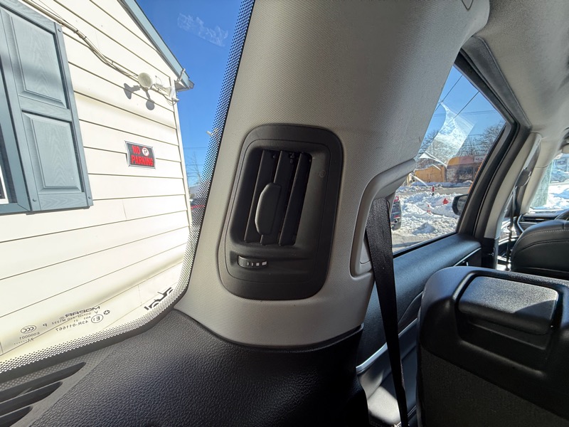 Jeep Grand Cherokee L Limited 4D SUV 4WD 2022