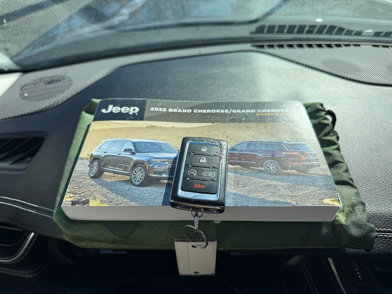 Jeep Grand Cherokee L Limited 4D SUV 4WD 2022